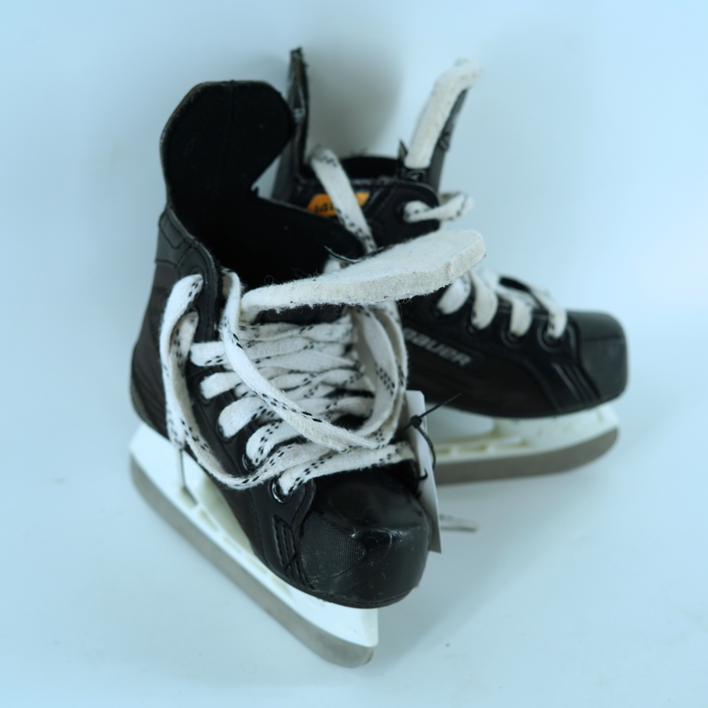 Bauer Supreme 140 Youth Hockey Skates