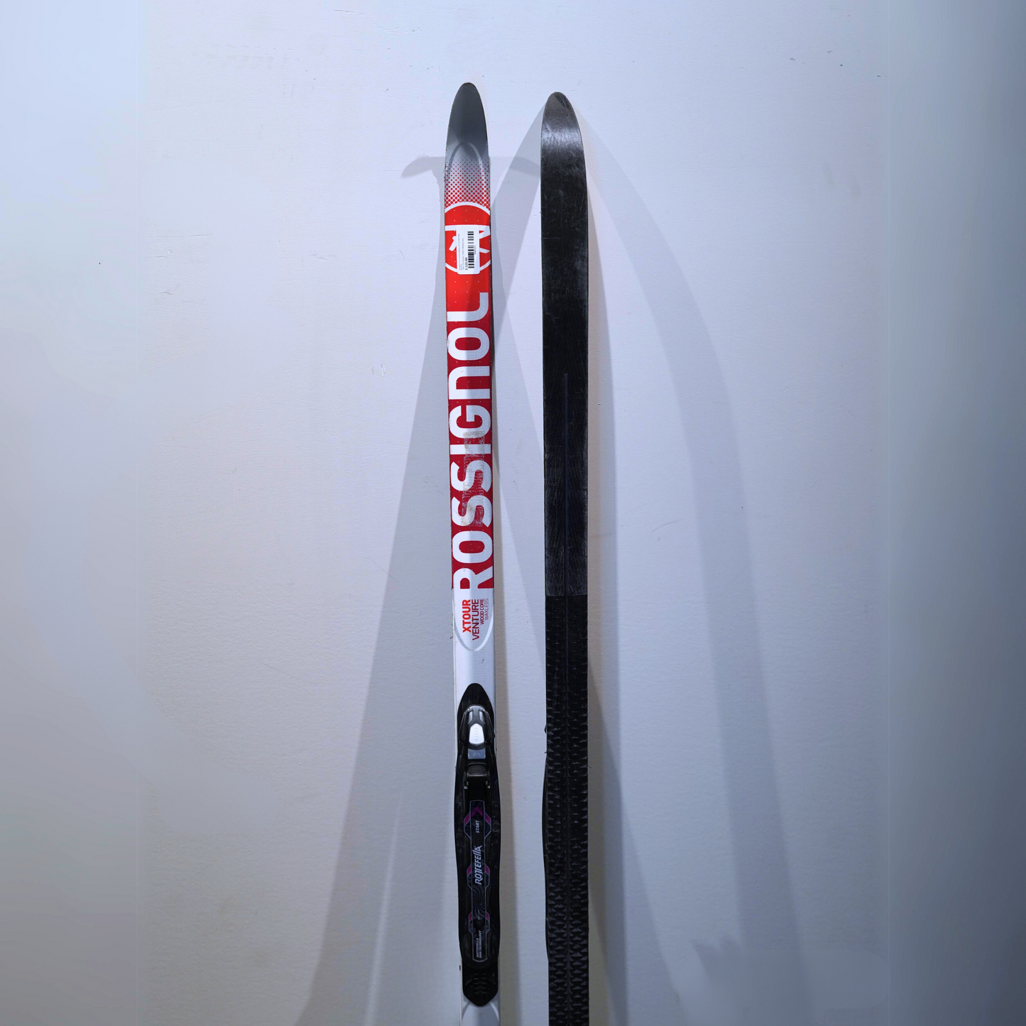 Rossignol XTour Venture Waxless XC Skis With NNN Bindings