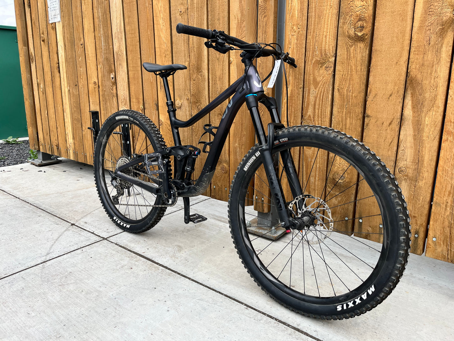 LIV Intrigue 29 2 Full Suspension Mountain Bike