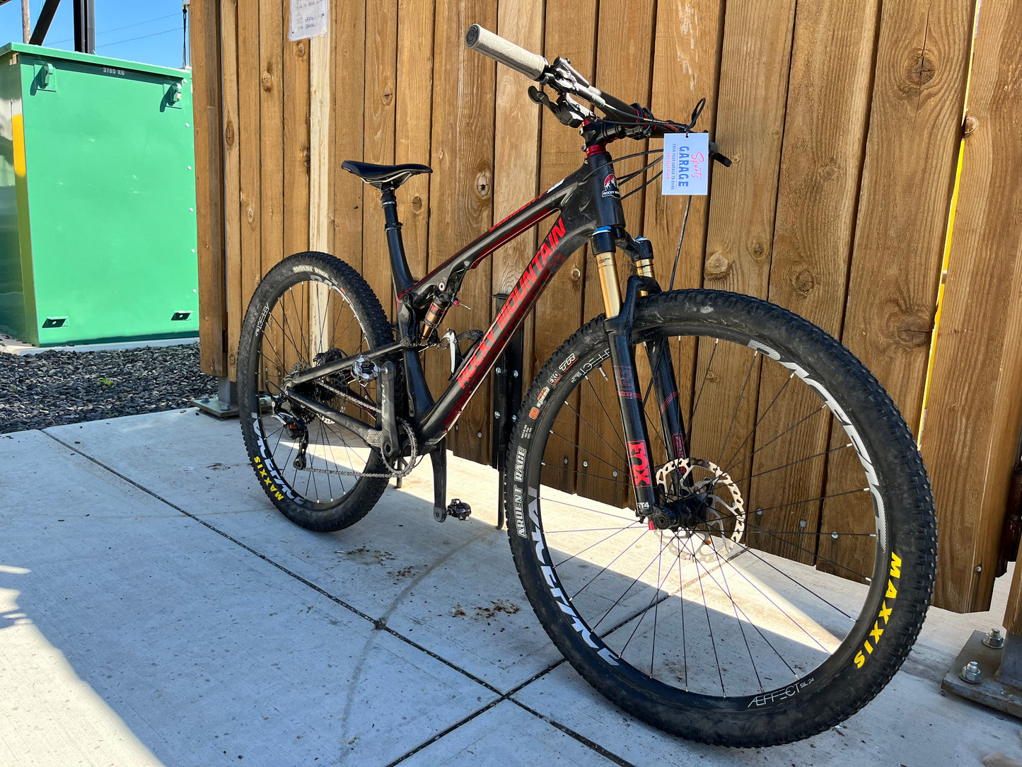 Rocky Mountain Element 990 RSL XC Full Suspension Mountain Bike