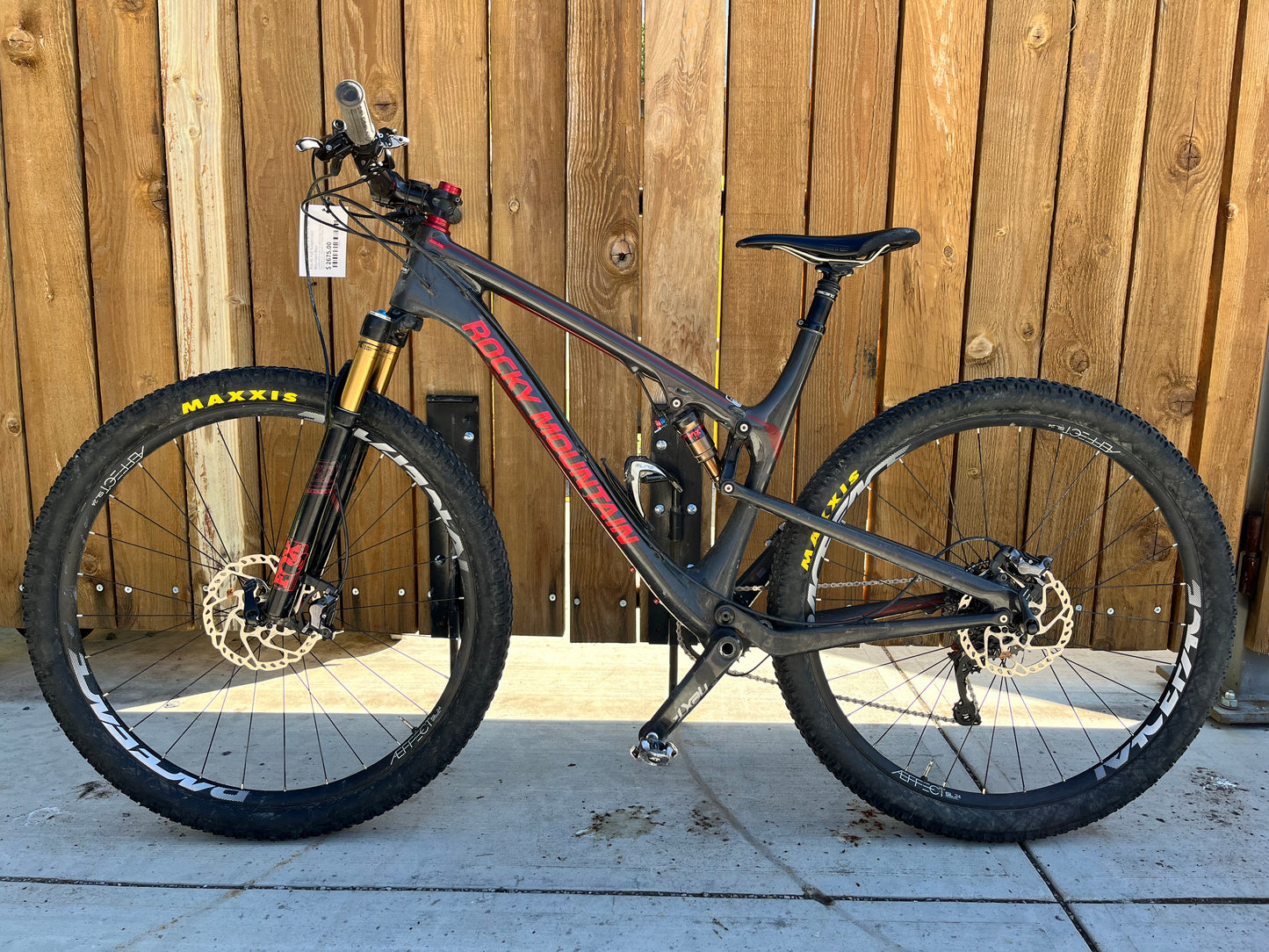 Rocky Mountain Element 990 RSL XC Full Suspension Mountain Bike