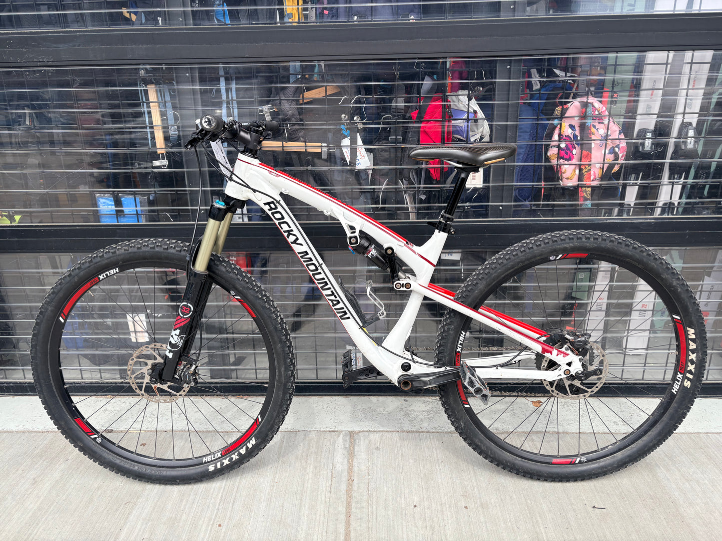 Rocky Mountain Instinct Full Suspension Mountain Bike