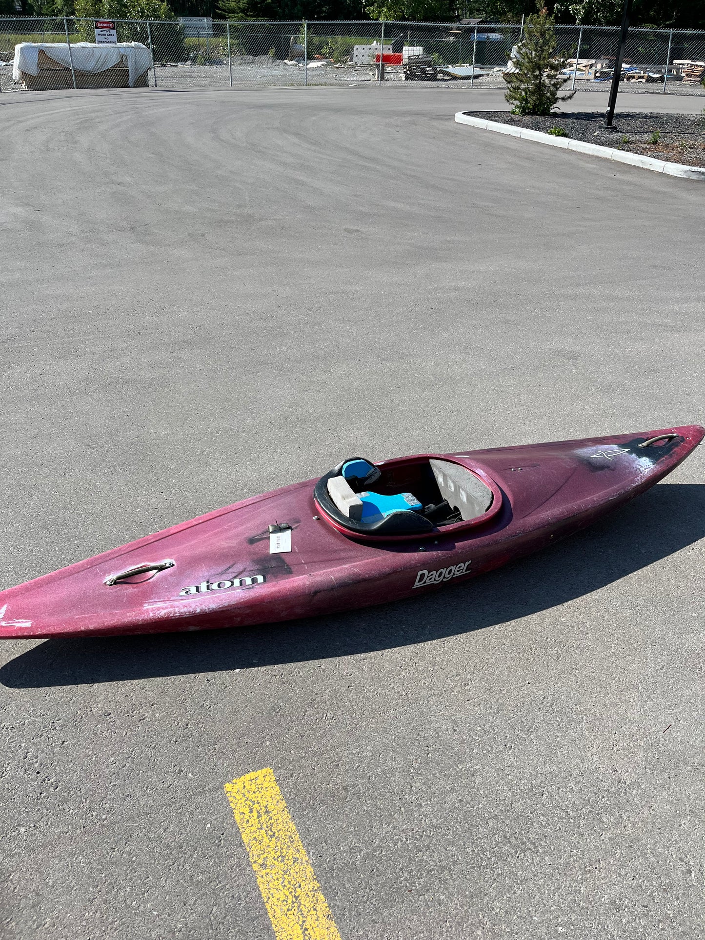 Dagger Atom c/w Paddle, Skirt, & Float Bag