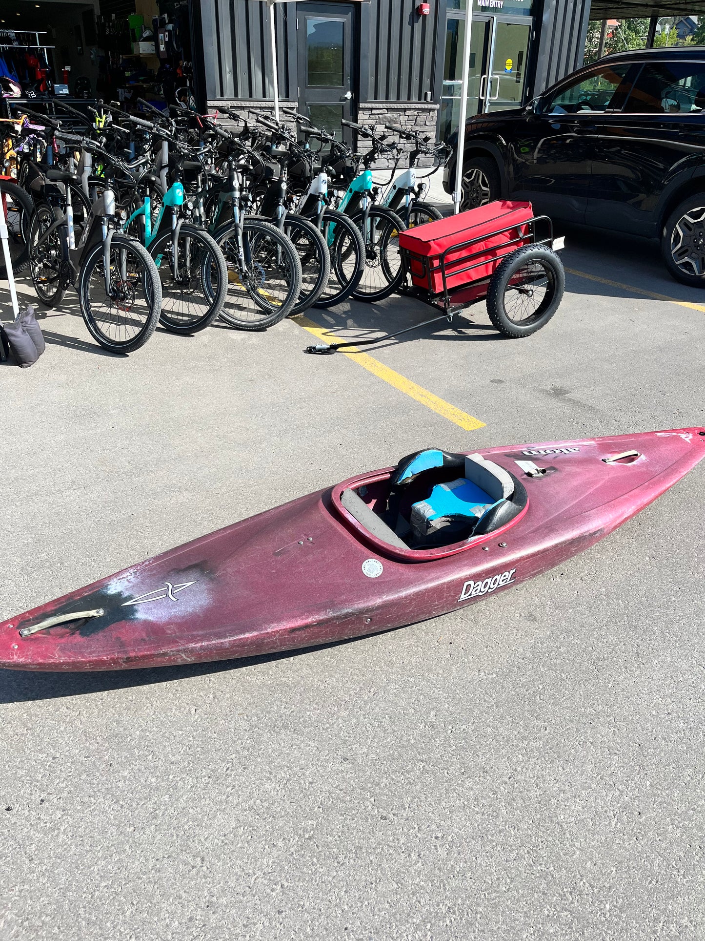 Dagger Atom c/w Paddle, Skirt, & Float Bag