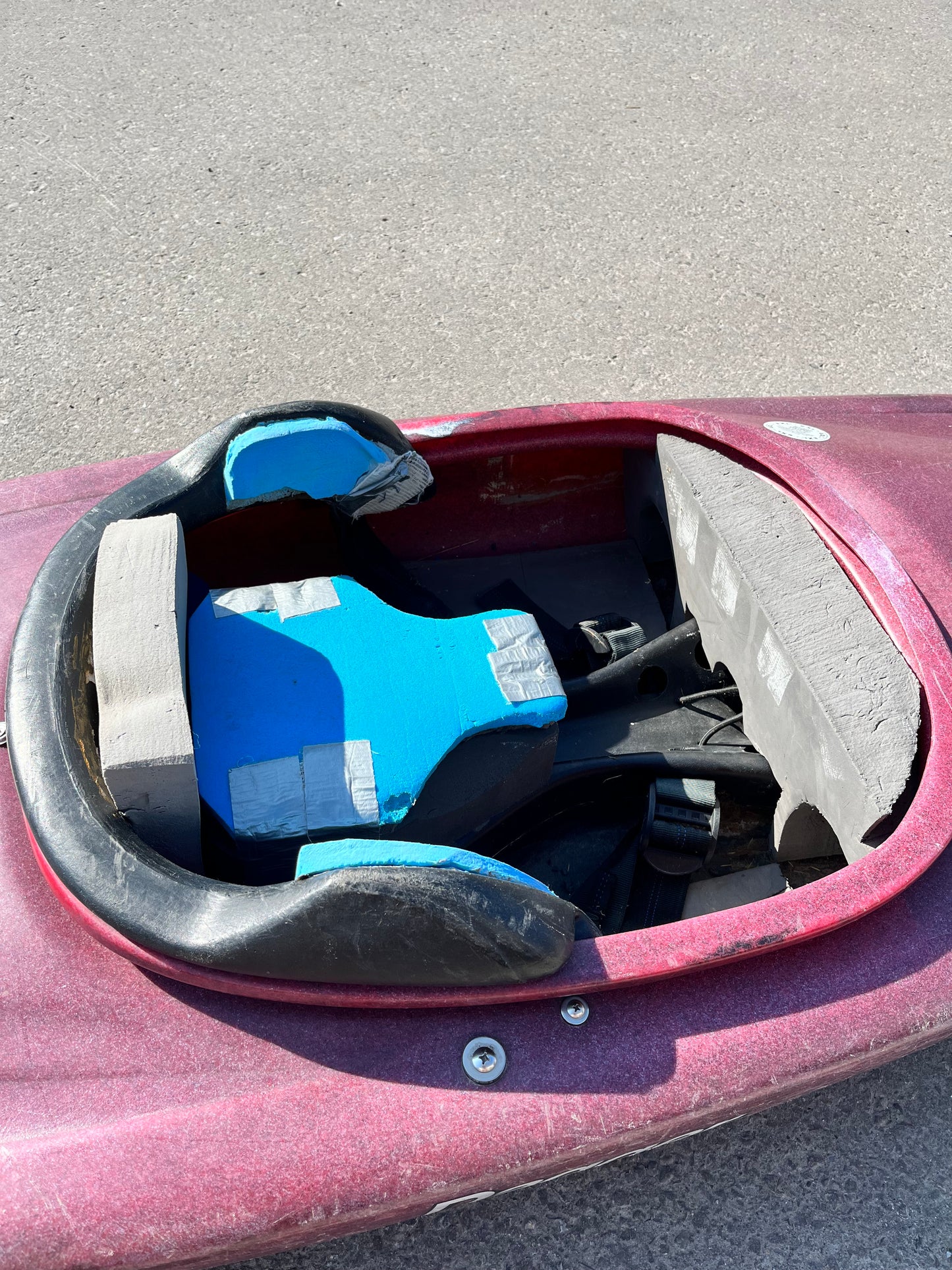 Dagger Atom c/w Paddle, Skirt, & Float Bag
