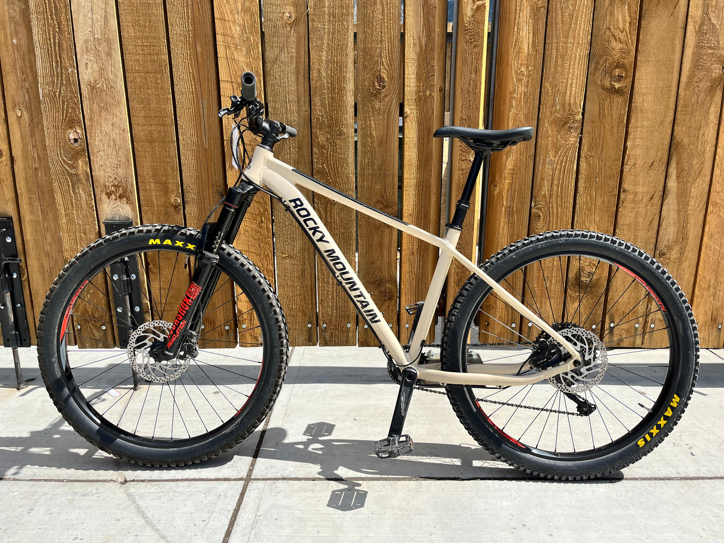 Rocky Mountain Growler 50 Hardtail Mountain Bike