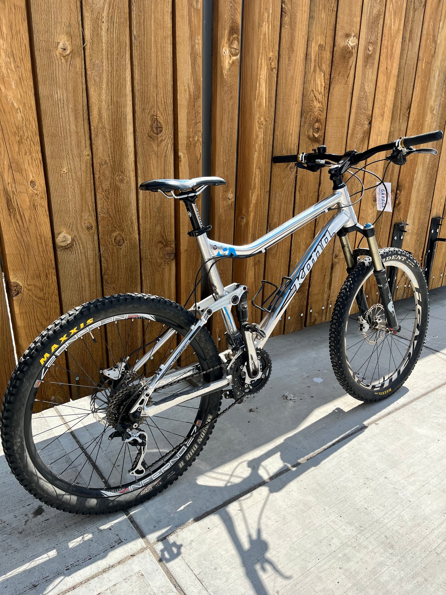 Kona Tanuki Supreme 2012 Full Suspension MTB