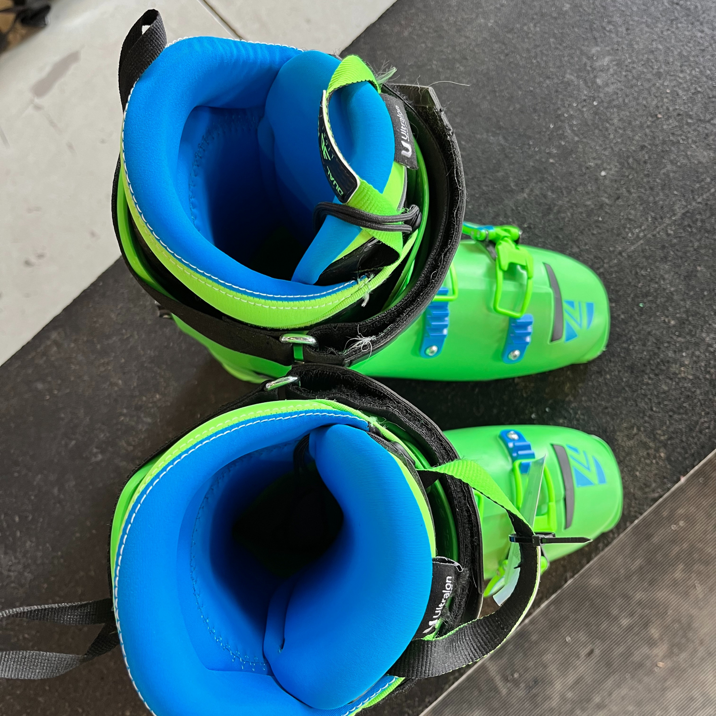 Lange XT 130 Free Touring Boots