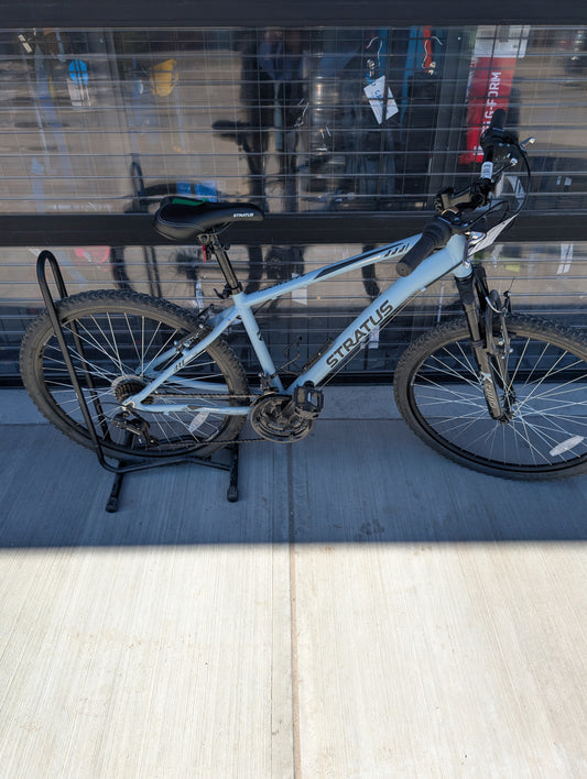 Stratus Rock Cliffe Bike