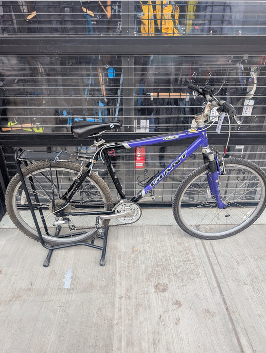 Giant Yukon Commuter Bike