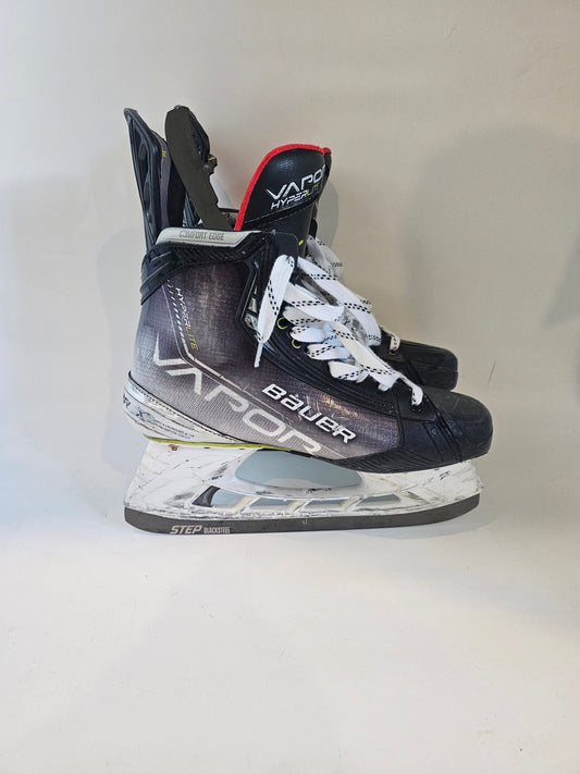 Bauer Vapor Hyperlite Senior Hockey Skates