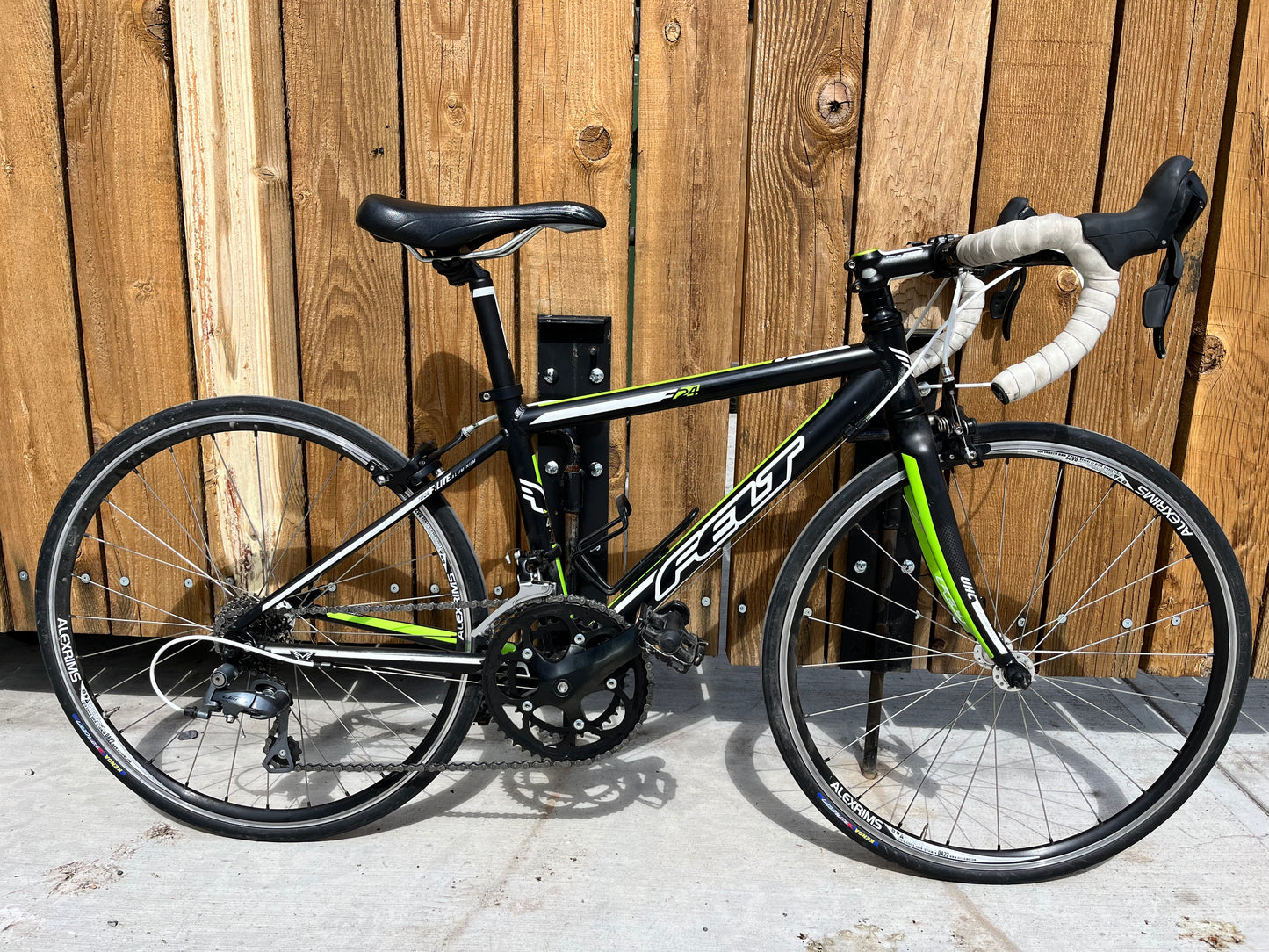 Felt F24 Kids Road Bike