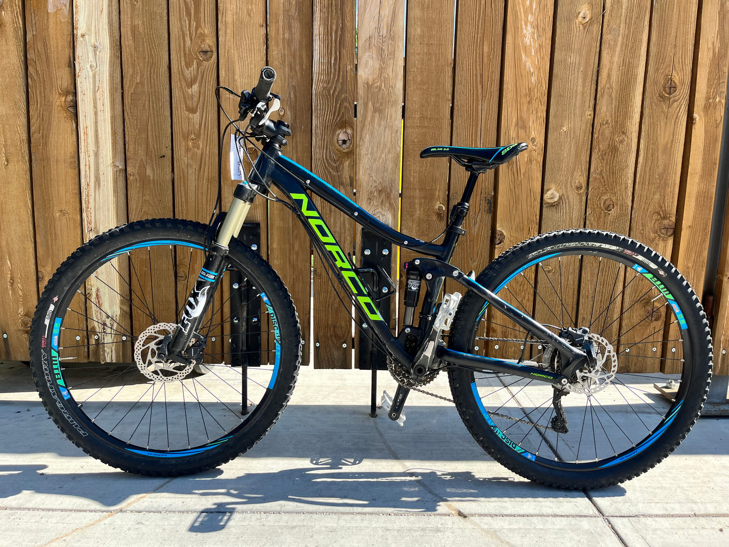 Norco Fluid 7 Full Suspension Mountain Bike