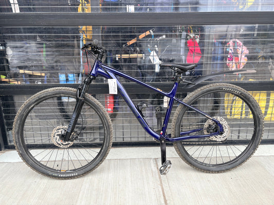 Kona Mahuna Hardtail Mountain Bike