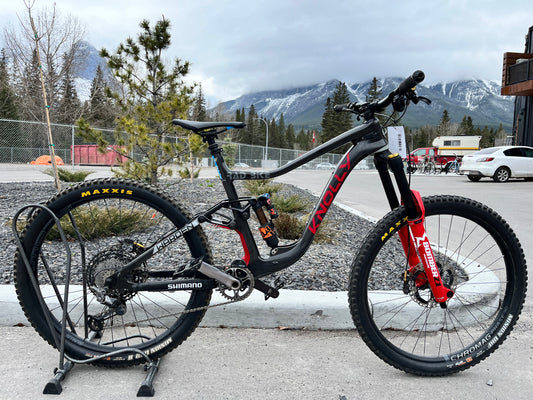 Knolly Warden Carbon Full Suspension Mountain Bike - NEW $7,800