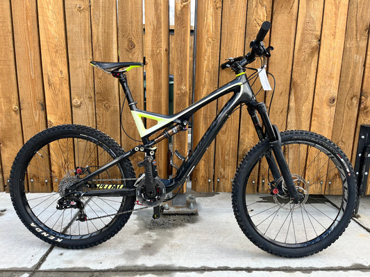 Specialized Stumpjumper Expert Evo Carbon 2011 Full Suspension Bike, 26" Sram X0 2x10, Formula Brakes, New Rockshox Pike Fork