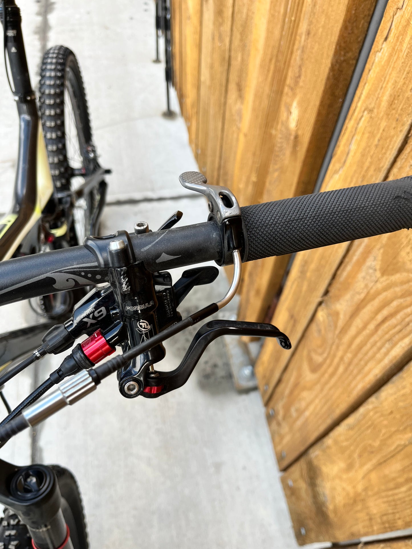 Specialized Stumpjumper Expert Evo Carbon 2011 Full Suspension Bike, 26" Sram X0 2x10, Formula Brakes, New Rockshox Pike Fork